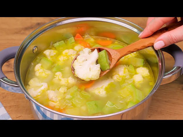 I make this vegetable soup every day! This cauliflower soup is like medicine for my stomach