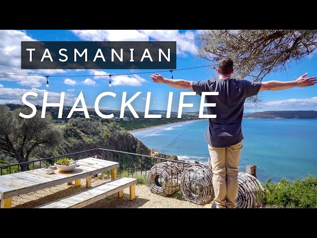 This Original 70's Tasmanian Beach Shack is Extraordinary | Clifftop on Park | Full Airbnb Tour!
