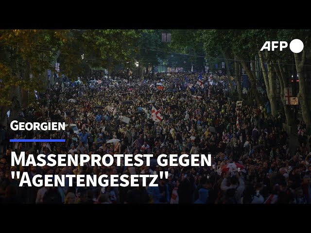 Georgien: Zehntausende demonstrieren gegen Gesetz zu "ausländischer Einflussnahme" | AFP