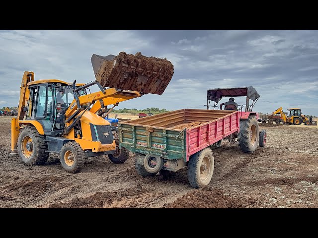 JCB 3DX Loading Mud in New Holland 3600 Mahindra 275,585,475 Swaraj 843,735 John deere 5105 Tractor