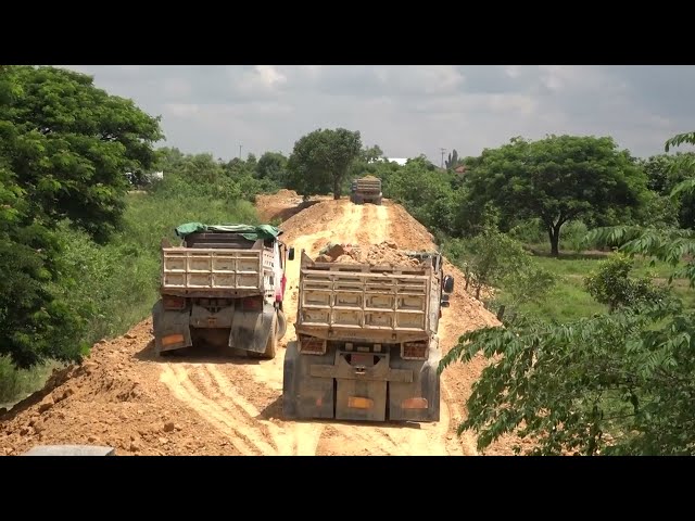 Motor Grader operated with Bulldozer and Dump Trucks pushing Rock |Machine Kh