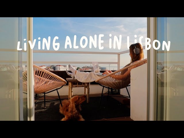 Living Alone in Lisbon | solo travelling, dog sitting, unexpected decisions