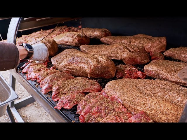 Barbecue LOVER！Smoked Roast Beef(BRISKET), Roasted Pulled Pork/巨肉來襲！煙熏烤牛肉, 德州烤牛胸肉, 美式手撕豬-Smokin' BBQ