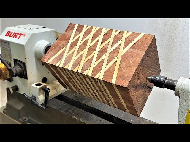 Design A Masterpiece From Rotten Log with Tons Of Simple And Beautiful Ideas On A Wood Lathe
