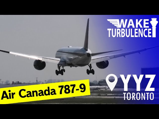 Dreamliner from Edinburgh Lands at Toronto Pearson - Air Canada 807