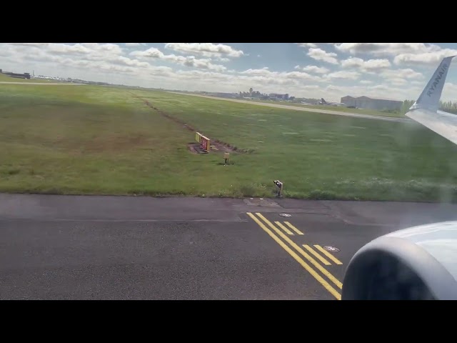 Ryanair Boeing 737 landing at Birmingham airport.