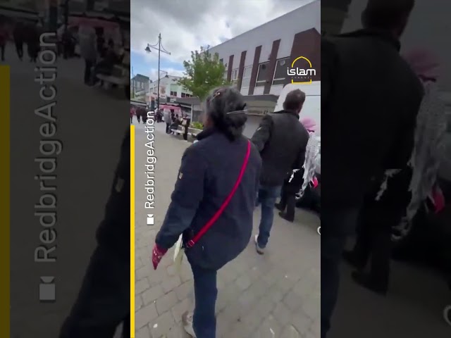 Romford racist tells Muslims they are a "cancer" of the country