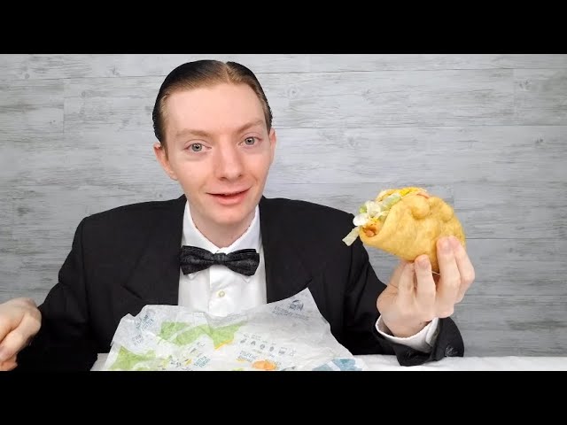 Taco Bell's NEW Bacon Club Chalupa Review!