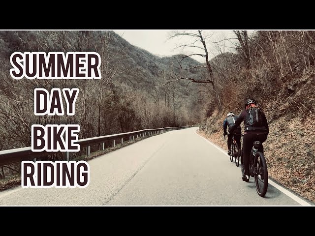 Bike riding 4k video | A summer day wonderfull view in Italy.