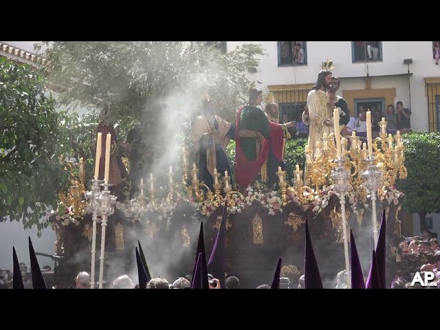 IMPRESIONANTE Salida del Misterio de la Redención | Semana Santa de Sevilla 2023