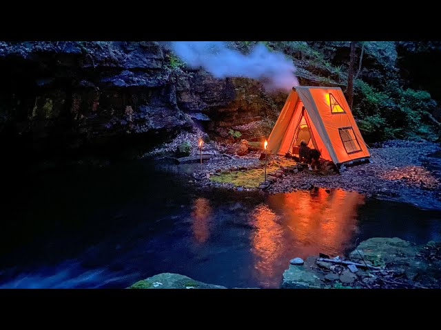 3 Days SOLO CAMPING In RAIN Forest - BUSHCRAFT Tent Shelter - FISH COOKING - Survival Skills - ASMR