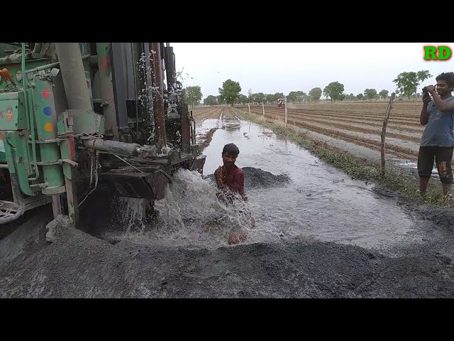 bore water 350 फीट पे फुल पानी आया Radhika drilling machine in india.બોરવેલ મશીન