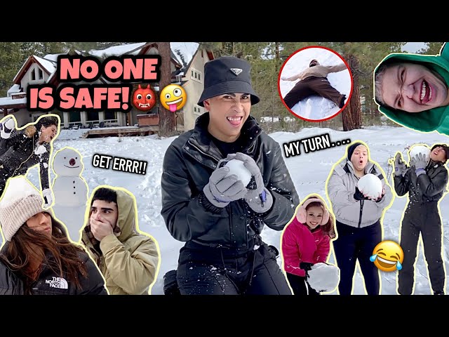 CRAZY Snowball Fight!! GET ERRRR!! | Louie's Life