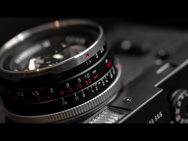 Unboxing: Leica 35mm f1.4 Black Steel Rim