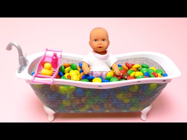 Baby Doll Bath Time in M&M's Candy Bathtub (Turtle, Minion etc)