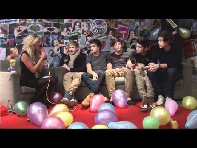 One Direction - Up All Night Listening Party (Part 1)