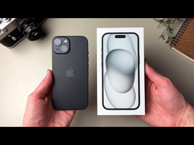 iPhone 15 Unboxing and First Impressions! (Black)