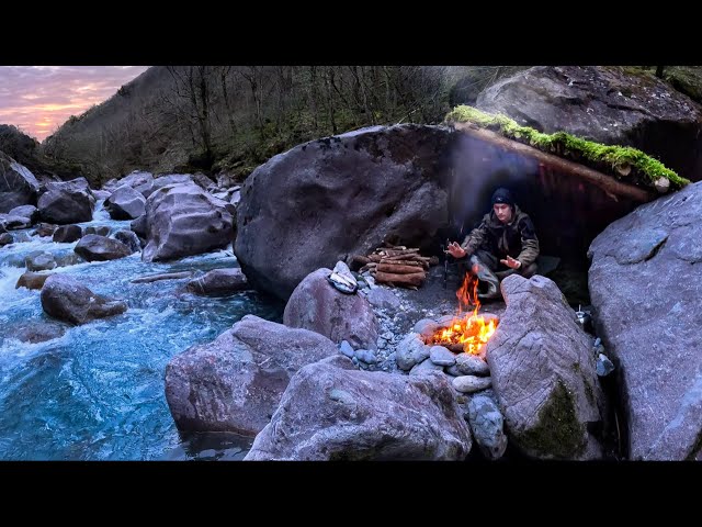 2 Days SOLO Bushcraft | CATCH & COOK at my Survival Shelter | Hot Stone Cooking