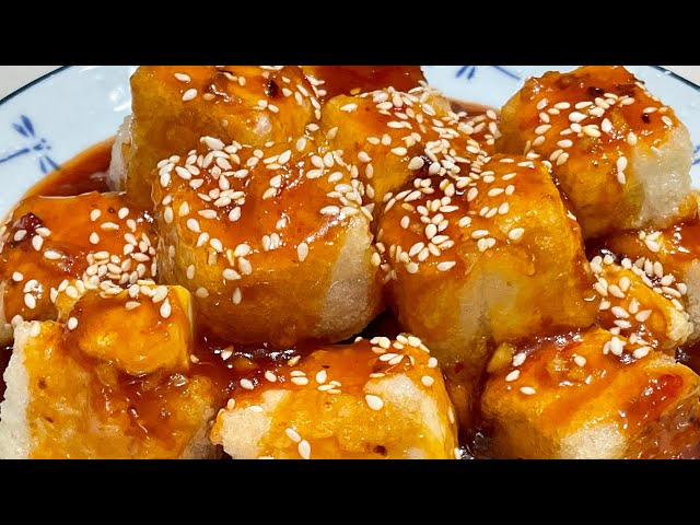 Meatless Dinner Has Never Been So Good | Fried Tofu in Sweet, Sour & Spicy Sauce 酸甜辣豆腐很好吃