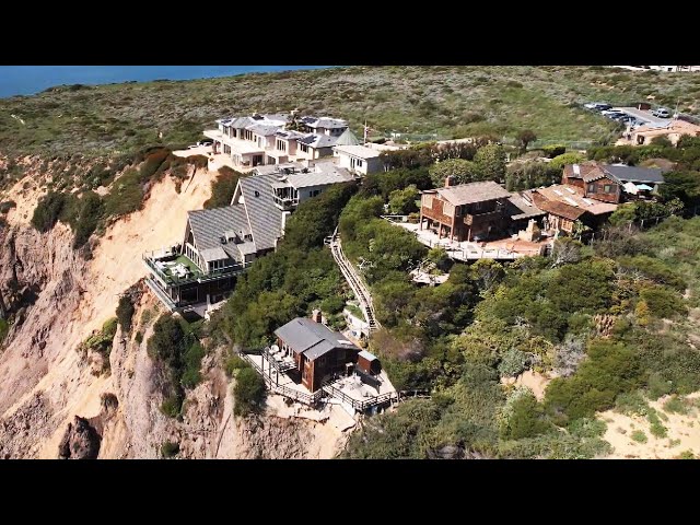 Would You Live in This Luxury Home on a Cliff?