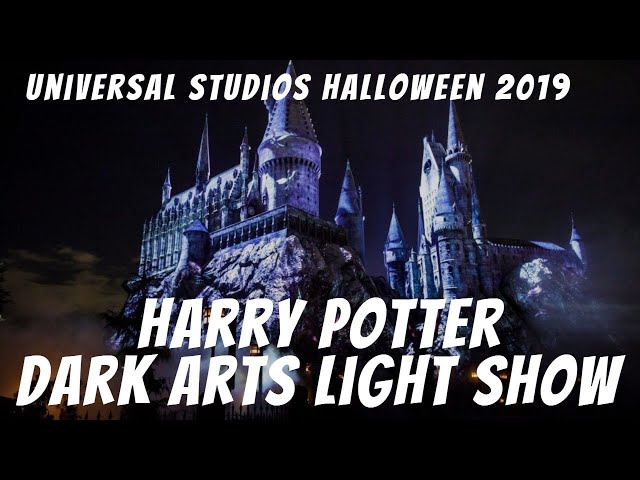 Wizarding World of Harry Potter Universal Florida DARK ARTS LIGHT PROJECTION SHOW Halloween 2019