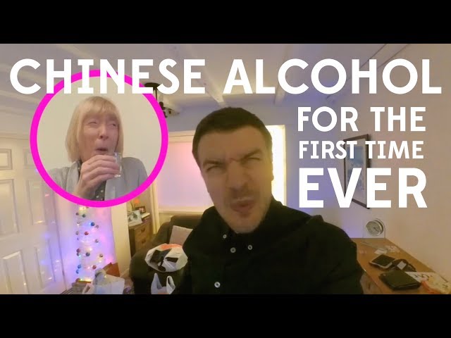 在中国十年的老外第一次让父母喝中国白酒 I let my parents try Chinese Alcohol for the First Time Ever