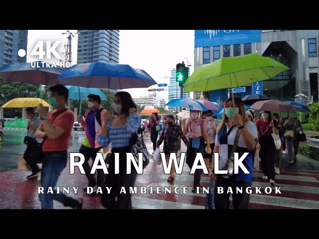 (4K UHD) Walking in the Rain in Downtown Bangkok | Rainy Ambience in Bangkok