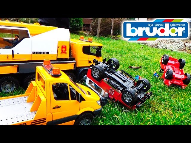Tow Trucks and Cranes BRUDER for children Help after Racing Crash Video For kids Toys Cars