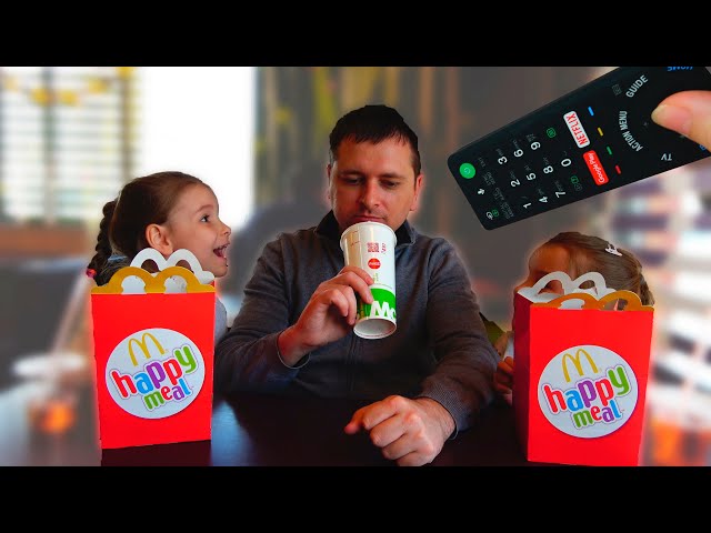 Ksysha and Arina & Dad play Pause Challenge Family Funny Story for Kids / Magic Twins