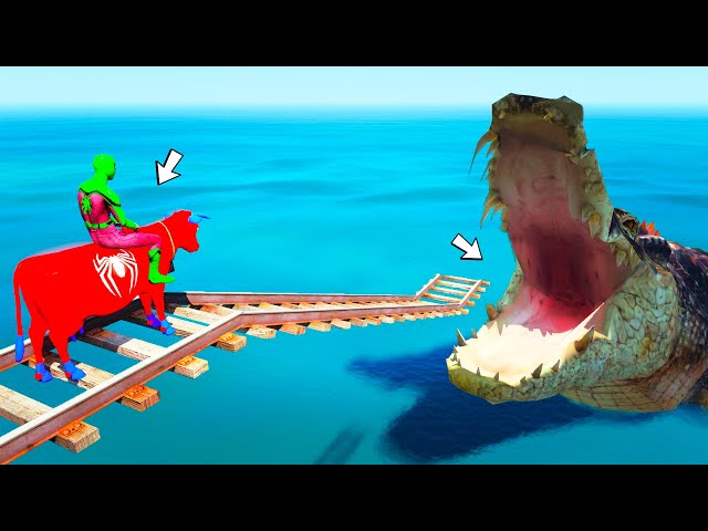 Crazy Cow Parkour - Jumping From Rails Crocodile Attack