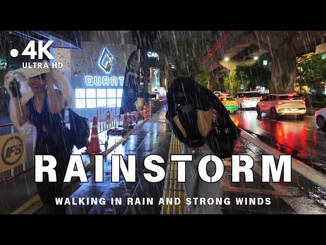 [4K UHD] Walking through a Rainstorm in Bangkok | Heavy Rain and Strong Winds