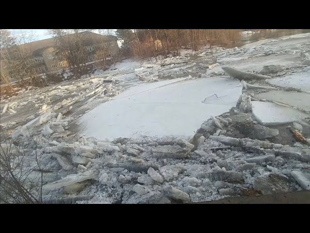 Ice River Breaks Spring 2020