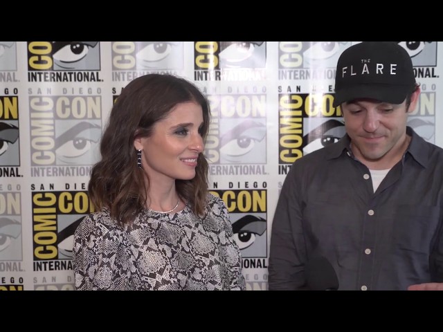 Fred Savage & Shiri Appleby talk What Just Happened at Comic-con