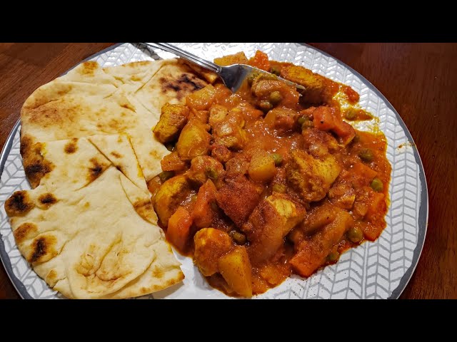 Chicken Vegetable Curry with Naan (Easy 30 Minute Meal)