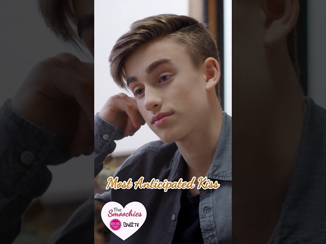 #AD | Should Sam & Cassie win an eos Smoochie Award for most ANTICIPATED kiss? @evolutionofsmooth