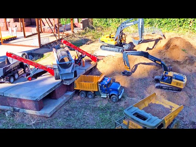 RC WORLD Earth Digger in BRUDER bworld QUARRY with Bruder Power Toys!