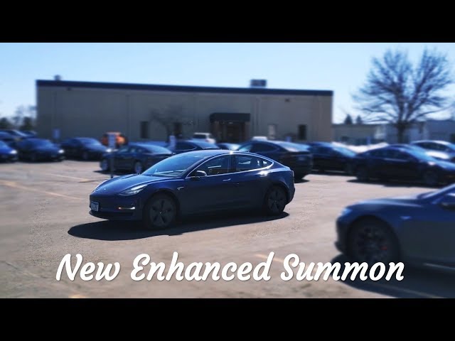 Demonstration of Tesla's New Enhanced Summon Feature