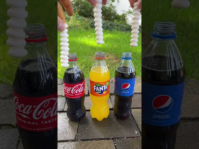 Coca Cola, Fanta, Sprite und Mentos | Experiment #Shorts