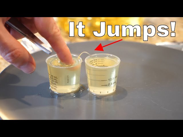 This Amazing Effect Causes Liquid To Jump From One Cup to Another!