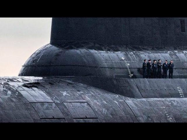La INCREIBLE Vida DENTRO de un Submarino Nuclear de 4.000 MILLONES que Patrulla los Océanos 🌊🚢