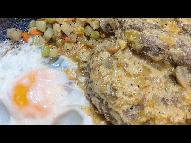 Lowcarb Beef Burger Steak in Sizzling Plate with Low carb Gravy