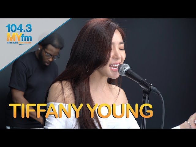Tiffany Young Performs 'Dance The Night Away' & 'Over My Skin'