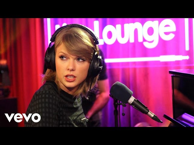 Taylor Swift - Riptide (Vance Joy cover in the Live Lounge)