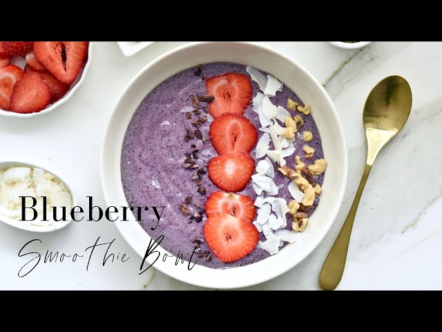 Blueberry Smoothie Bowl [Tastes Like Ice Cream]