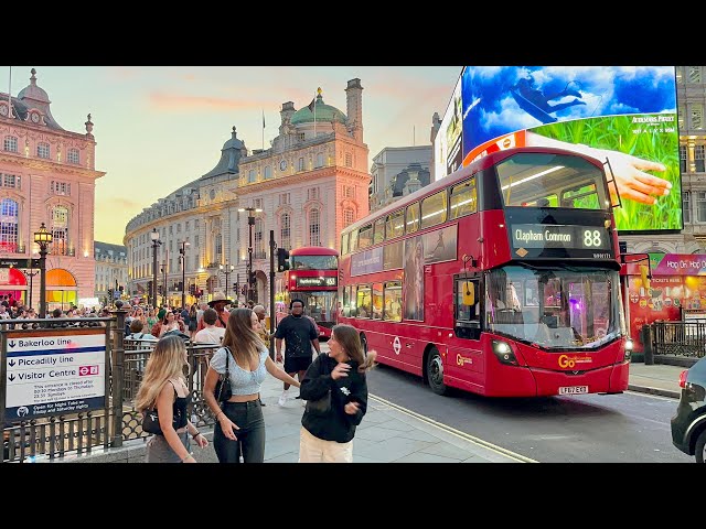 England, Central London Sunset Walk | Relaxing Walking tour in West End London [4K HDR]