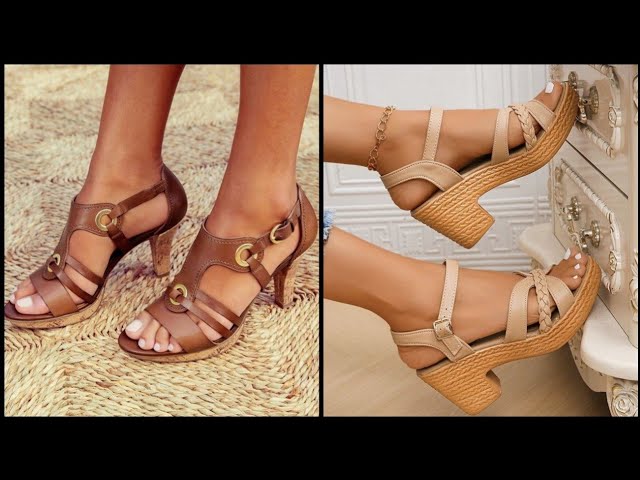 One buckle thick heels sandals.