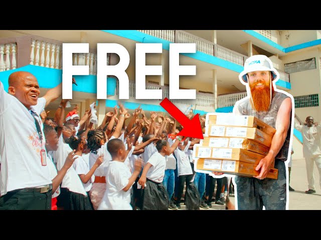 Giving free laptops to a school in Côte d’Ivoire - Running Africa #60