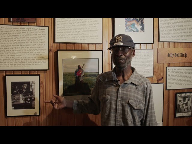 Andrew "Shine" Turner tours Jelly Roll Kings Exhibit - Delta Blues Museum