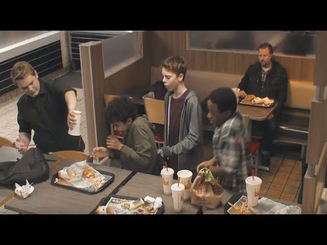 Teens Bully Boy At Burger King. When Stranger Talks To Manager, Response Leaves Him Speechless
