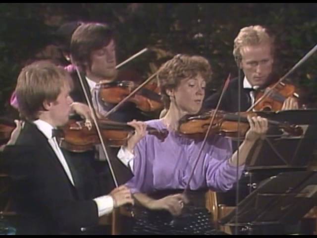 Schubert Symphony No.1 D.82 Sandor Vegh Salzburg, 1988.